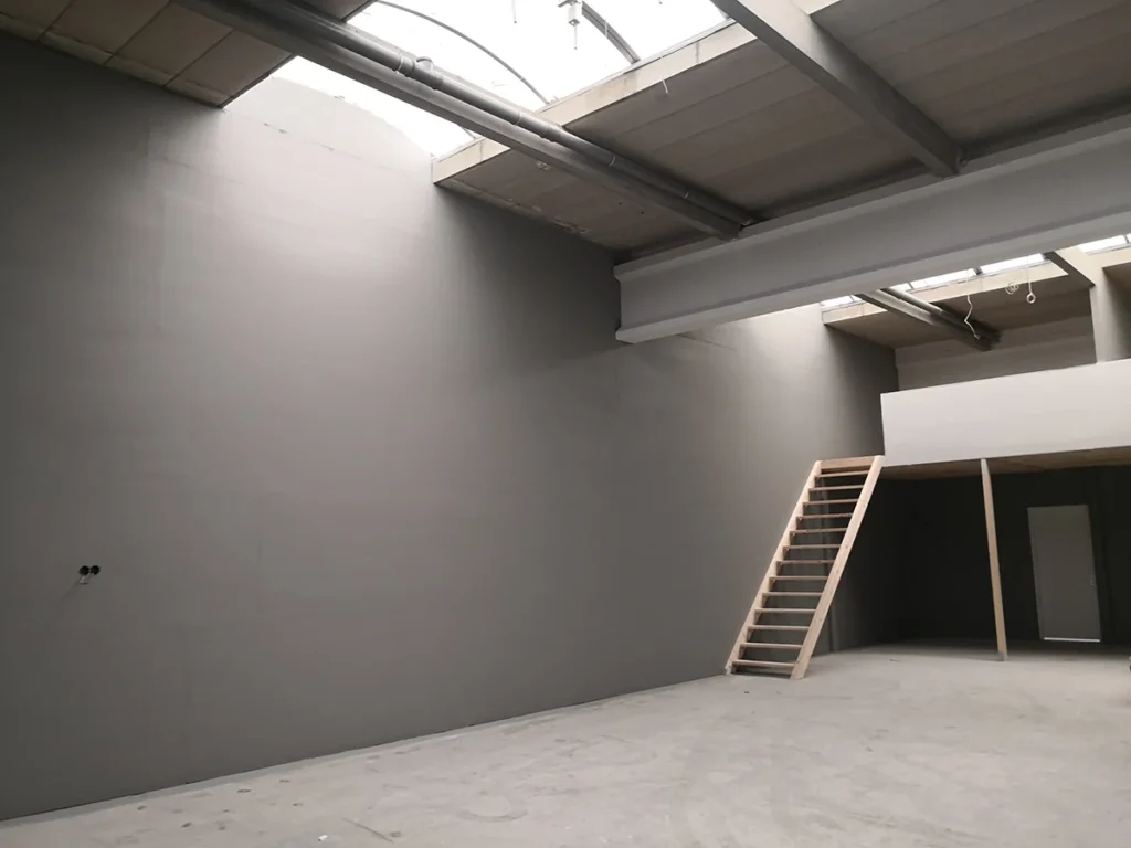 latex spuiten uithoorn - nieuwbouw - bedrijfsunit - stuc - latex spuiten 4